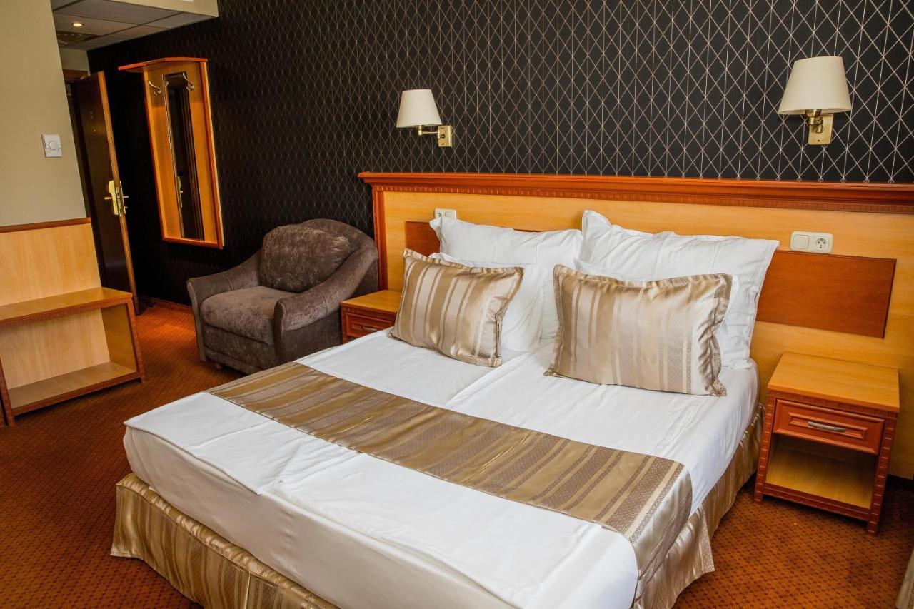 Hotel Ezeretz 4*